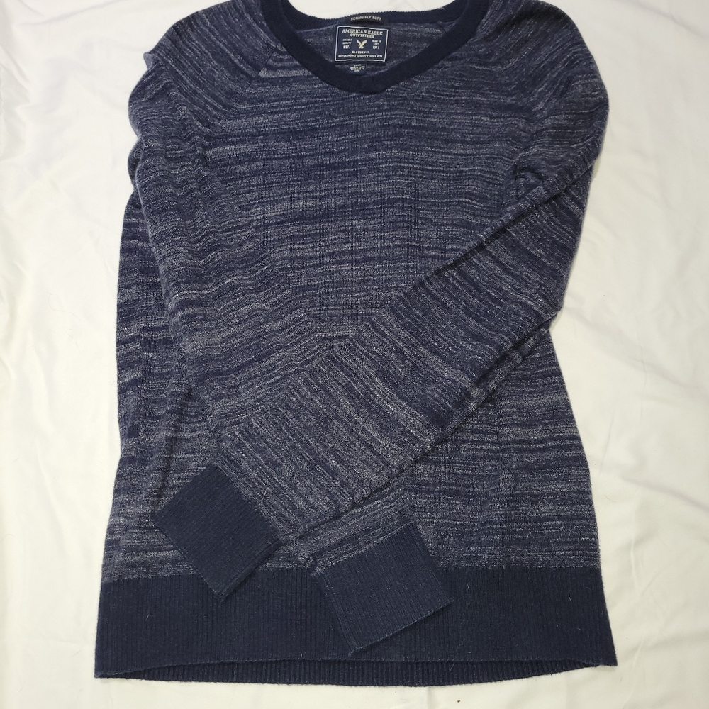 American Eagle Outfitters Navy Heathered Sweater